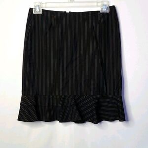Caslon wide pinstripe trumpet ruffle black pink skirt sz 10